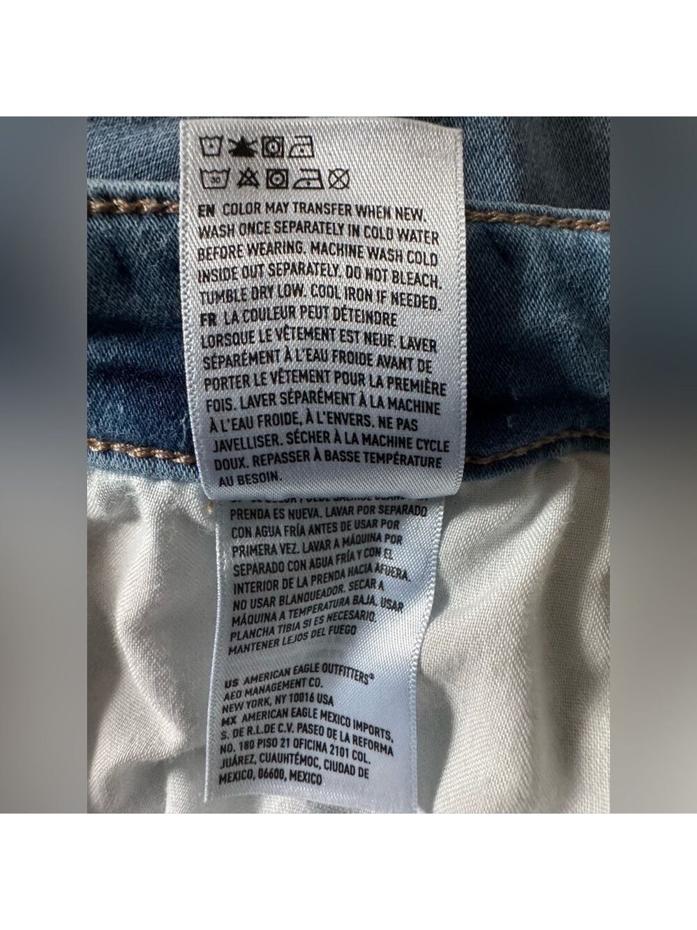 American Eagle women’s size 12 ripped jeans - Picture 6 of 8